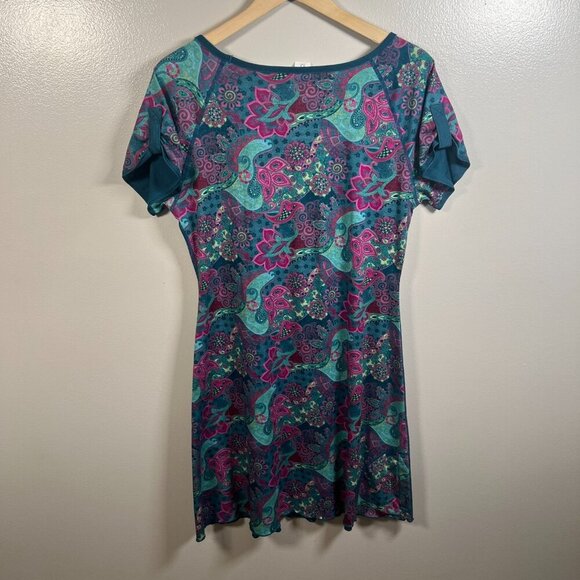 Title Nine Athena Dress Size Medium Green Paisley Floral Outdoor Athletic Travel - Picture 2 of 10